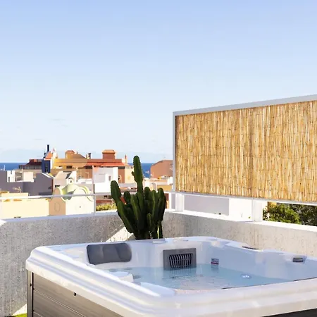 Suites 1a With Jacuzzi Διαμέρισμα *